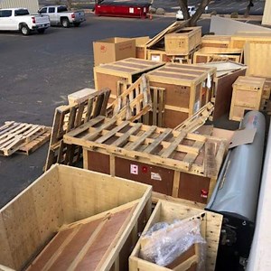 The #1 Pallet Disposal Service in Phoenix, AZ | 1200  5-Star Reviews! | Same Day Service Available!