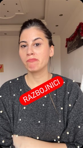 Jovana Mijovic on Instagram: "Preplatih, ulozicu zalbu. #jovanilla"