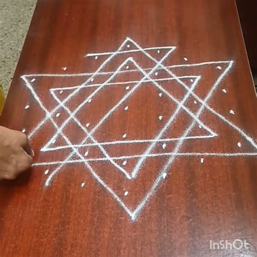 hasiru kruthi| easy 7*4 dots Rangoli design| #rangoli #dialyrangoli #muggulu #kolam