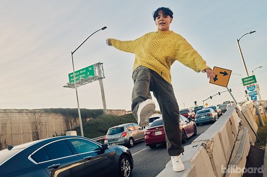 With His Rebellious,Romantic Songs,Xavi Is Creating His Own Genre of Latin Music