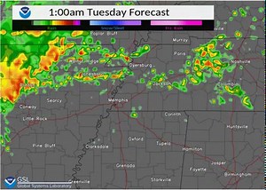 Here is a look at how tonight may unfold across the Mid-South. A line of strong/severe ⛈ is expected to track across the area after midnight. Main threat: Damaging winds. Secondary threats: Large hail and tornadoes. Have multiple ways to receive warnings! | US National Weather Service Memphis Tennessee