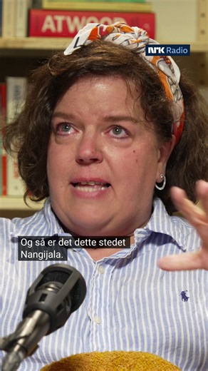 – De sitter på en sky og spiser sjokolade