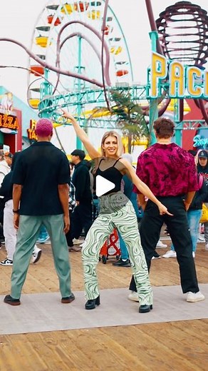 Vik White | Unexpected Boogie Flash Mob 🪩 @bdash_2 @itsmirandaderrick #reels #explore #disco #fun #daily #dance #best | Instagram