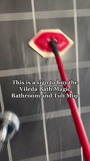 Effortlessly Clean Your Shower with Vileda Bath Magic Mop