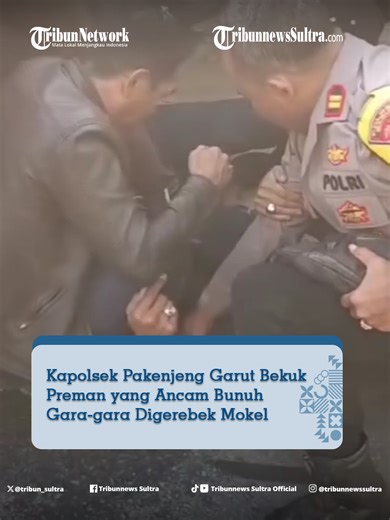 Sebuah video viral beredar di media sosial yang memperlihatkan seorang Kapolsek di Garut berhasil membekuk seorang pria yang diduga mengancam akan membunuhnya. Peristiwa tersebut terjadi setelah pria itu tidak terima saat dirinya digerebek petugas ketika sedang mokel atau membatalkan puasa sebelum waktunya pada bulan Ramadan. #videoviral #preman #mokel #digerebekpolisi #kapolsek #garut #tribunnewssultra #fyp #viral