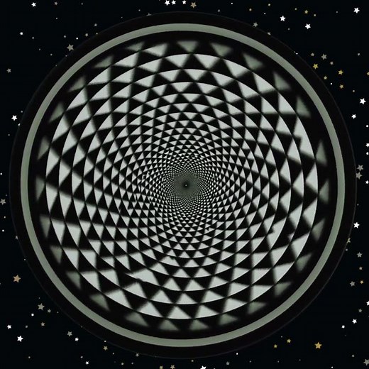 Hypnotic Black & White Vortex - Spinning Optical Illusion
