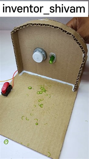 Chilli Cutter Mechanism with DC motor.#diy #youtubeshorts #trending #short