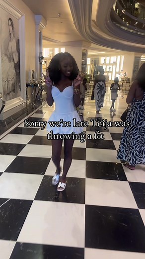 Teija's Holiday Outfit Drama Explained