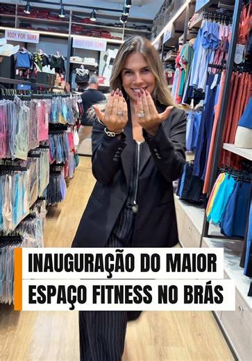 INAUGURAÇÃO DO MAIOR ESPAÇO FITNESS NO BRÁS !👇🏼 Na Lambari Fitt você encontra uma grande variedade de produtos com excelente qualidade! Reconhecida como uma das maiores distribuidoras de moda fitness, trabalha com marcas renomadas como Body For Sure, Lupo, Selene e diversas outras multimarcas. Espaço incrível com prateleiras repletas de novidades. A loja vende no atacado e envia para todo o Brasil! ✅ Se você quer receber o contato da loja, corre e ja deixa o seu comentário que te envio no seu