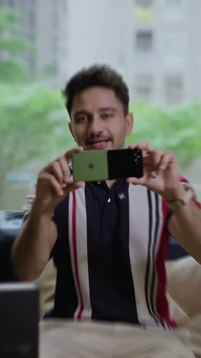 क्या ये World ka best flip phone है? Moto razr 50 Ultra... #shorts