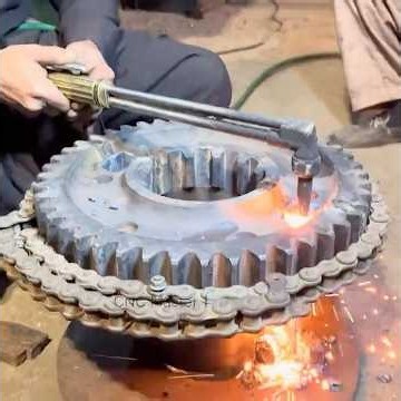 The Mechanical Skill in Diagnosing and Center Joint Repair of a Damaged Caterpillar Gear