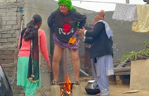 3M views · 44K reactions | ਥੱਲੇ ਤੋ ਉੱਤੇ ਦੀ ਧੂਆ ਕਰੋਸ਼ ਕਰ ਗਿਆ ਭੂਟੋ #comedy #funnyreels #community #funny #amanachairman | Chacha Wow | Facebook