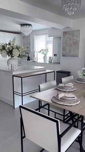 A Classy Kitchen design...👌♥️ | Glossy & Classy