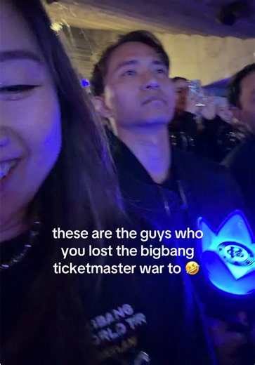Sorry not sorry Haha our plus ones having the times of their lives 🤪 #bigbang #bigbang20 #bigbangvip #kpopconcert #kpop