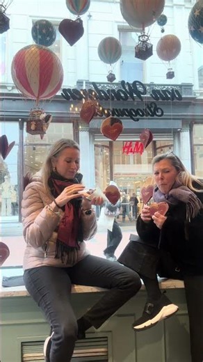 Σας ευχαριστώ πολύ για τις υπέροχες ευχές σας για τα γενέθλια μου❤️