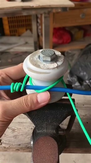 Electrical Wire Binding Trick | Desi Jugad for Wire Fitting 💡 ​#HardwareToolsMaster #ElectricalHacks
