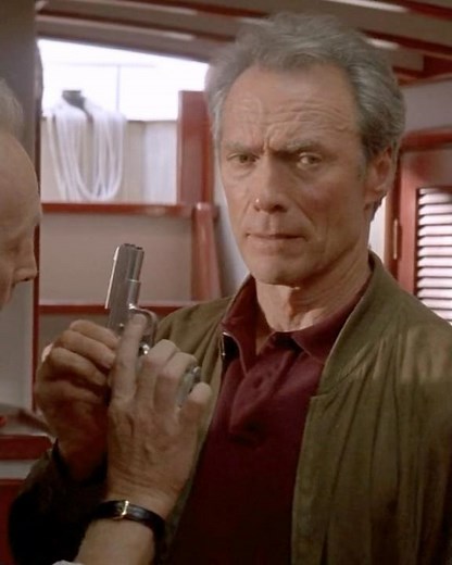 The Iconic Opening Gun Scene That Defined 90s Action #shorts #film#movie#edit