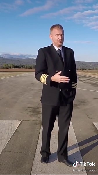 Understanding PAPI Lights in Aviation