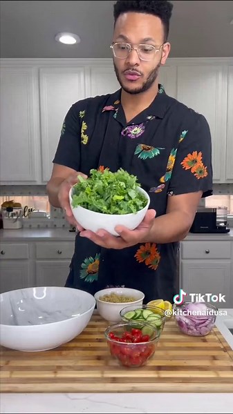 Quick prep means more time to actually enjoy your meal, like this fresh and healthy Salmon, Quinoa, and Kale Salad. The new KitchenAid® Grain & Rice Cooker takes all the guesswork out of cooking with multiple settings to help you get food on the table with less stress. #KitchenAid #salad #saladrecipe @Kolby Kash