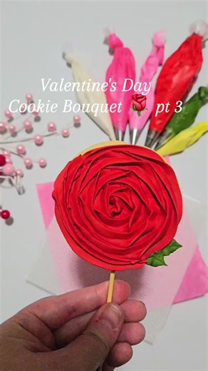 Stop scrolling and smell the rose...cookies? 😄 Simple yet so beautiful 🌹 . . . . #rose #valentinesday #decoratedcookies #royalicing #flowers