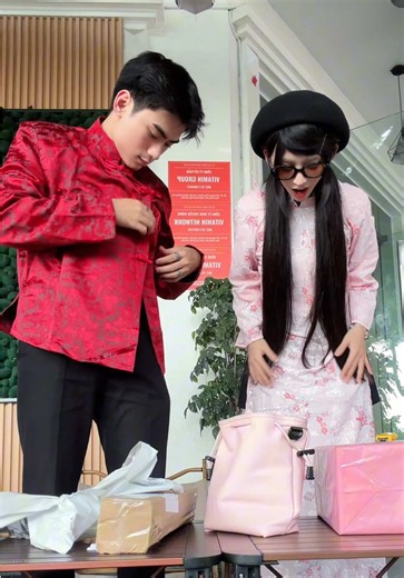 Unboxing các món đồ trendy cho nam và nữ