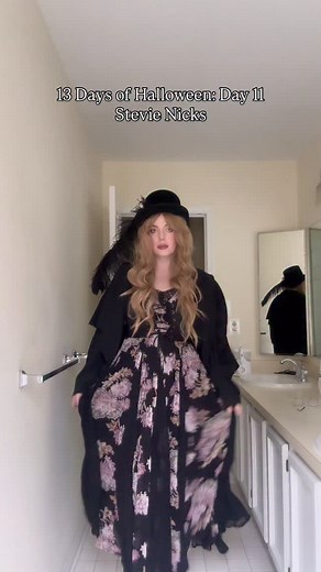 220 reactions | #13daysofhalloween day 11: #stevienicks I was actually Stevie nicks for Halloween in 2018 so I thought maybe this was a good year to bring it back - I lost my original wig and had to made do with this one (which doesn’t have bangs and was a whole fiasco this morning) but overall im feeling happy with it ! | Sarah James Middleton | Facebook