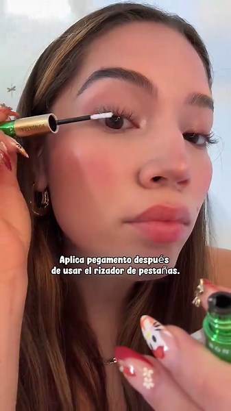 Técnicas para Aplicar Pestañas Postizas con Estilo