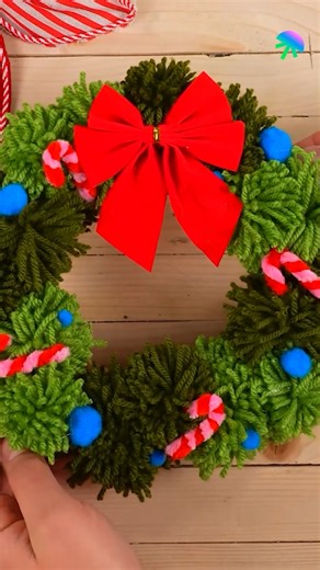4.8M views · 19K reactions | Christmas Wreath using a fork video by Entice Studio | Craft Pop Max | Facebook
