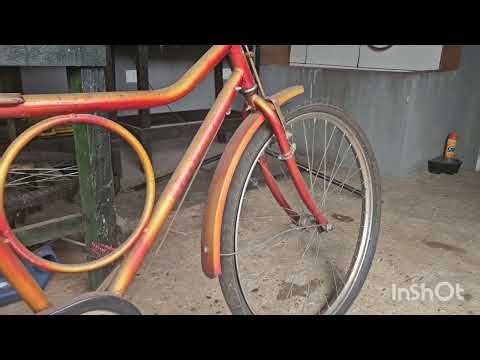 RESTORING A VINTAGE MONARK - Part 1: Disassembly, Cleaning, and New Spoking!