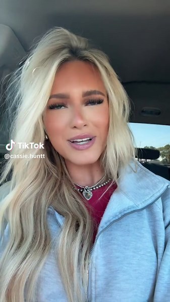 CASSIE HUNT (@cassie.huntt)’s video of Selena Gomez Makeup Tutorial