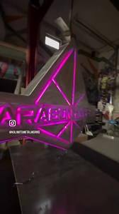 Check out this huge 4’x8’ aluminum sign made up of over 125 individual CNC plasma cut pieces @nolimitsmetalworks made using their Torchmate® plasma table!👀 Amazing work, especially as a first project back after a gnarly surgery.💪 | Torchmate CNC Cutting Systems