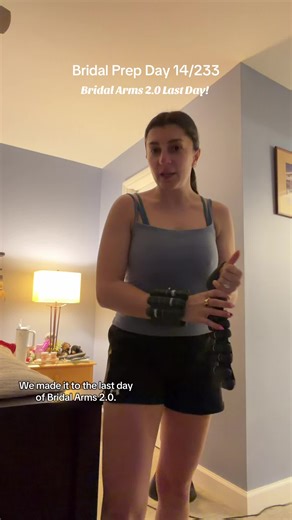 Potentially my first time finishing a workout program lmfao. Been super busy lately so doing this daily has kept me active #bridalarms #gabbygeorge #bride #bridal #workout