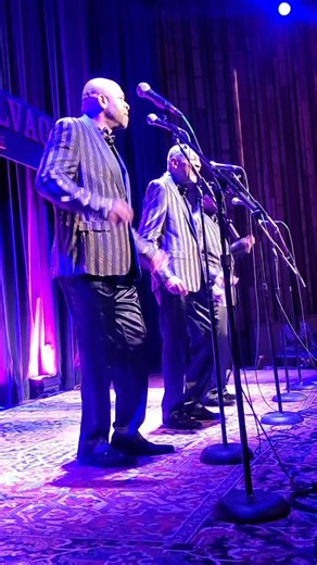 Alise Levine | The Delfonics 🎤 @the_official_delfonics Its a love thing. (By the Whispers) Live in Berkeley, CA.at the Freight and Salvage . ROY... | Instagram