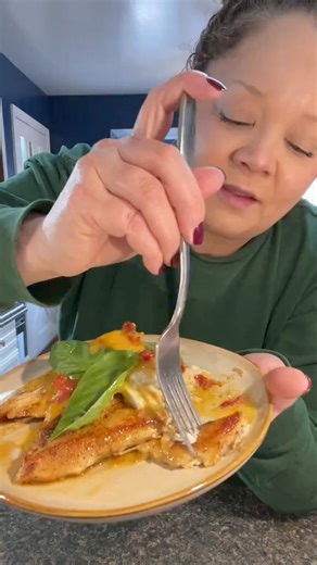 Carrabba‘s Chicken Bryan🤤 #fyp #recipes #cooking #diy #carrabbas #fypシ | The Food Fam