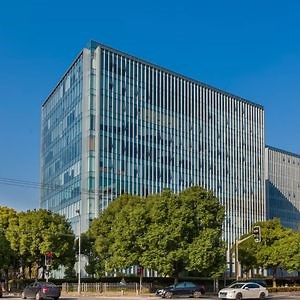 [Hot Item] Factory Direct Steel Structure Exhibition Hall/Showroom Building Multi-Storey and High-Rise Steel Structure.