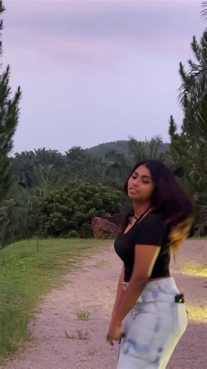 A best friend is someone who loves you when you forget to love yourself.”@NeehaRebel 🎀🌚🕊️🫂#foryoupage #1millionaudition #tamilsong