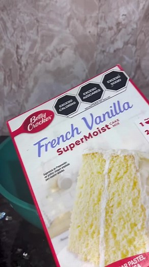 Parte 1 de cupcakes super faciles hechos en casa con ingredientes del super #cupcakes #hechoencasa #facil #tutorial #pasteles #tortas #kitchenaid #bettycrocker #tutorial #pastel #quequitos #celebra #cumpleaños