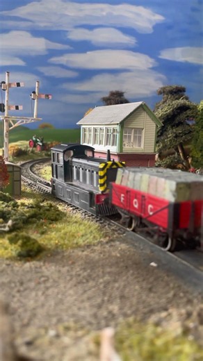 Mavis takes goods to the quarry #rws #ttte #thomasthetankengine