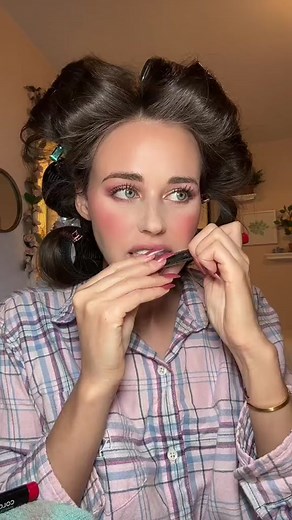 Revlon Colorstay Matte Lite Crayon Red Lip Combo for New Year's Makeup