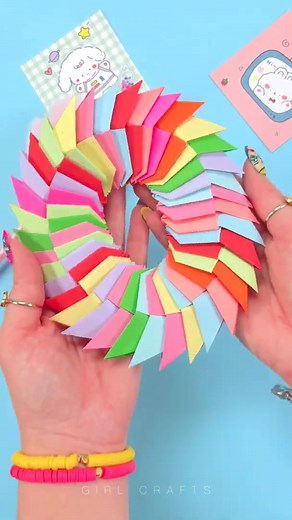 Girl Crafts TikTok'ta