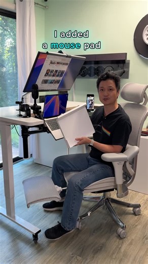 Tools. Electro. DIY on Instagram: "Mouse pad has been added to my recliner workstation setup. A USB Microphone and Klipsch ProMedia 2.1 speakers are living on the desk too. What’s next? #reclinerworkstation"