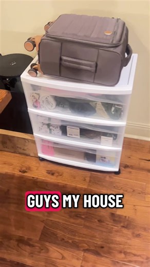 TikTok shop sample organizer #tiktokshop #samples #organization #organizedhome #creatortips