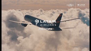 9.5K views · 1.9K reactions | La emoción de los partidos de la CONMEBOL Copa América ™, ¡también voló con LATAM! Conoce a nuestros relatores a bordo ⚽ | LATAM Airlines | Facebook