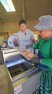 1.4M views · 23K reactions | Freidoras de papas o de pollo de 20 a 25 LTS el termostato de ayuda a optimizar el consumo de gas y aceite..y te mantiene la temperatura para que la coccion sea por igual de producto.. https://wa.me/59179720172 | Equipat | Facebook