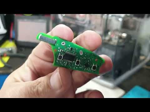 Ford Transit Custom flip key remote not working fault explained and repaired key service.