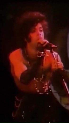 Darling Nikki live in 1985 💜🌹 | darling nikki