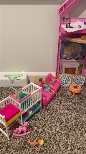 It’s so chaotic but so funny 😆 #dolls #dollhouse #barbie #night #roleplay