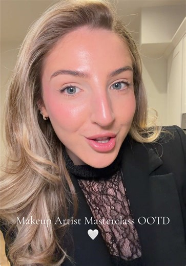 OOTD makeup artist evening masterclass 🤍🫶🏻 #makeup #makeupartist #ootd #makeupartistootd