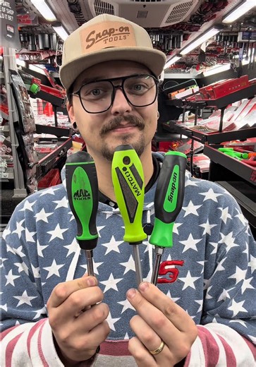 What’s under them handles!?! #barkertools #mechanic #tools #snapon #snapontools