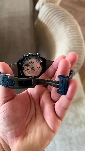 Relive the space legend! 🙌🏼 Crafted in black ceramic with a 44mm case, its detailed dial and unique features like the Grand Feu enameled tachymeter and yellow chrono hands pay homage to NASA’s Saturn V rocket.🌕⌚ Is the Omega Speedmaster Apollo 8 “Dark Side of the Moon” the most underrated speedy, or is there any other? 🌒 Very curious about your answers! Let us know and happy #speedytuesday 🚀 📷: @watchmando #chrono24 #omega #speedmaster #apollo